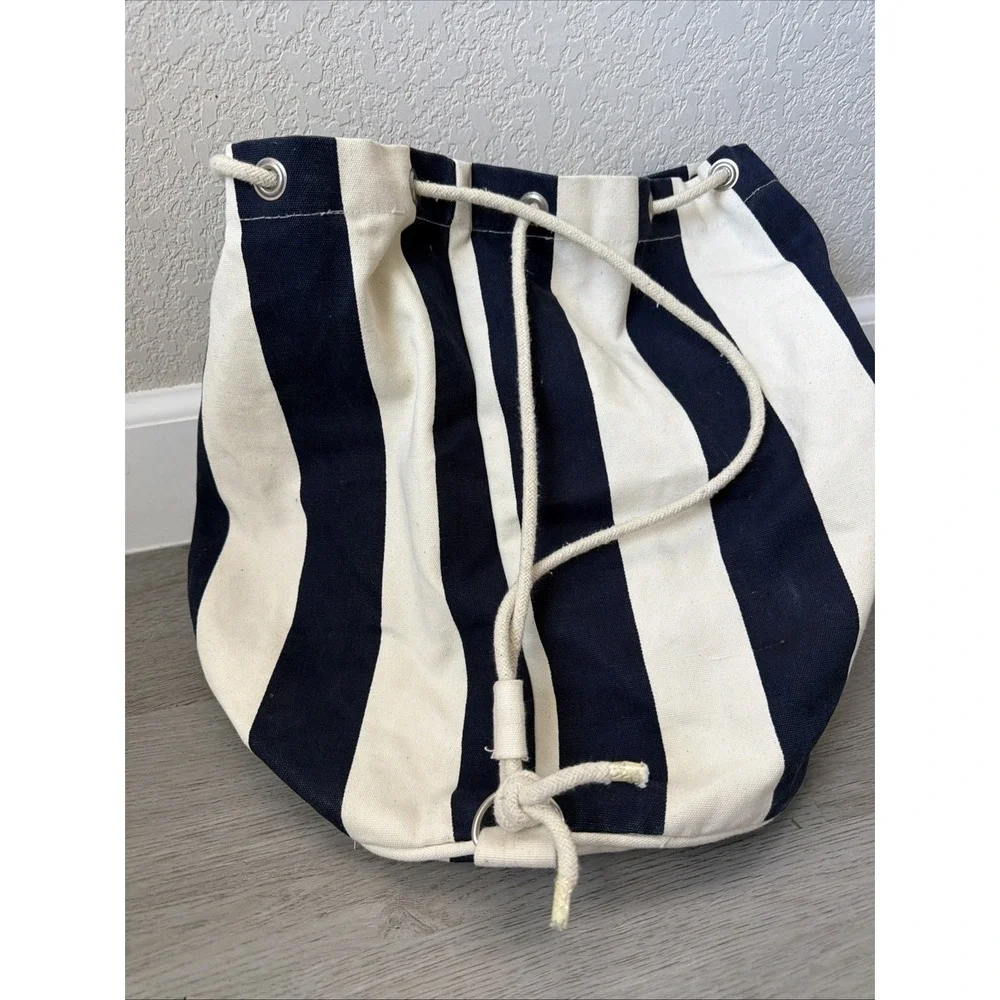 Vintage Disney World Pull String‎ Duffel Bag 15